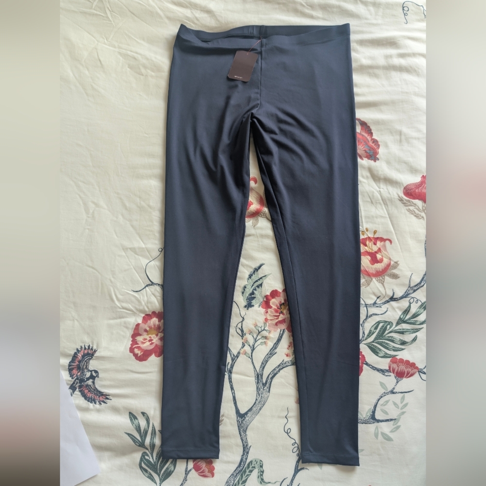 Felina Navy Leggings NWT